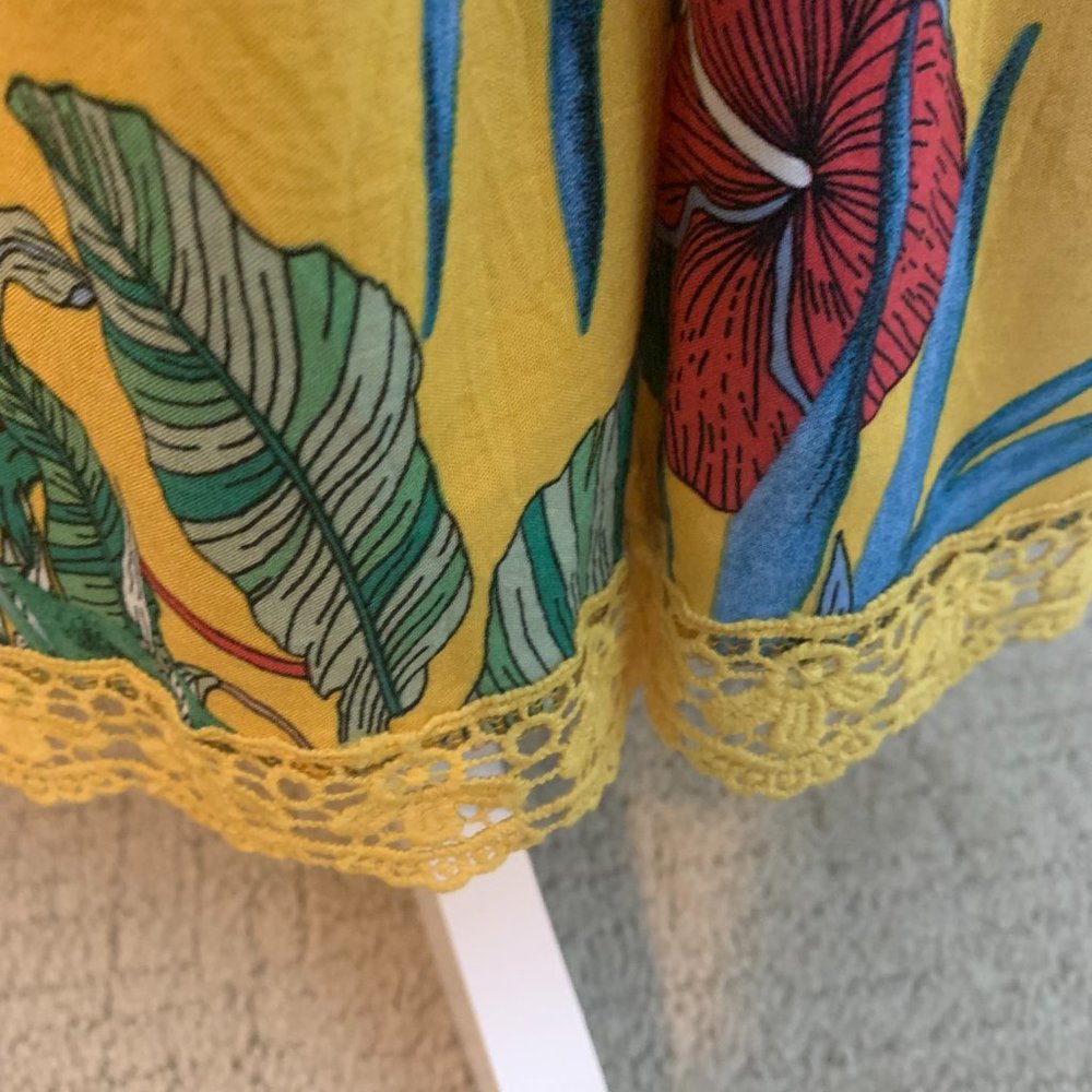 Colorful Solitaire Maxi Skirt with Lace Detail - Picture 4 of 6